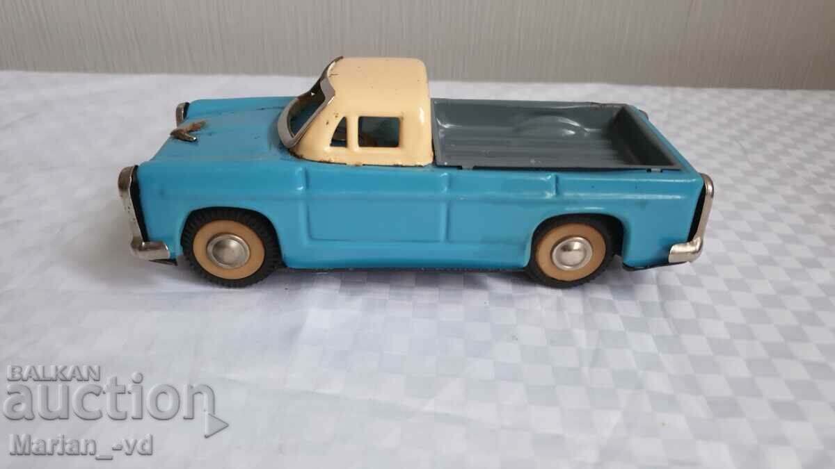 An old Chinese tin toy - 5 An old Chinese tin toy - 5