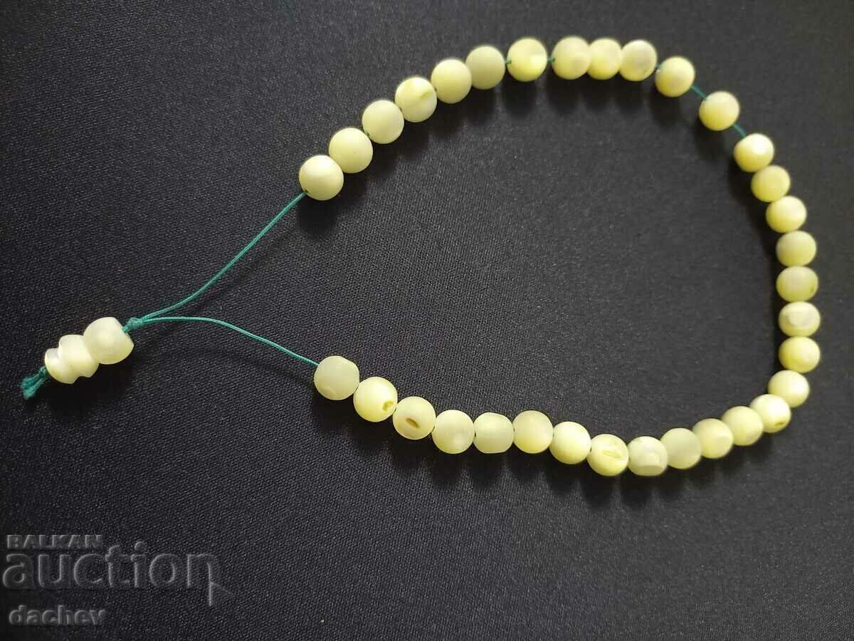 Auction  Old Authentic Rosary of Mother of Pearl Beads 33 + POP!