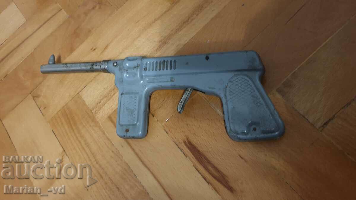 Soc. sheet metal toy gun