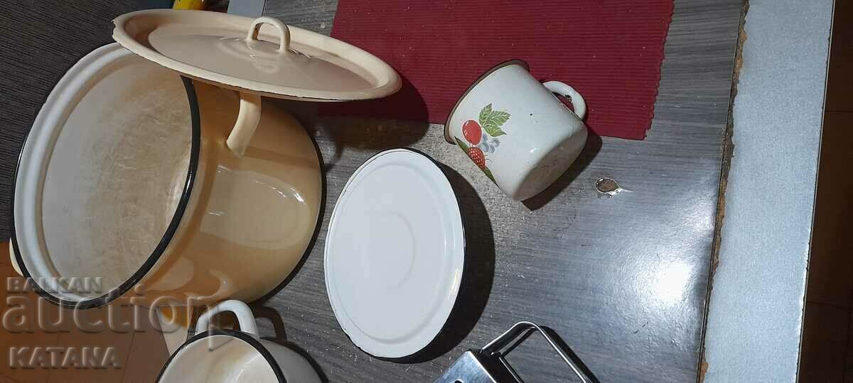 Pot, grater, glass and pot with price 38.00 BGN | € 19.43