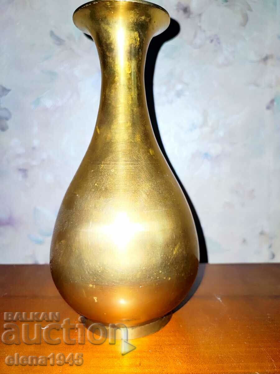 Παράδοση Ορειχάλκινο βάζο Παράδοση Ορειχάλκινο βάζο