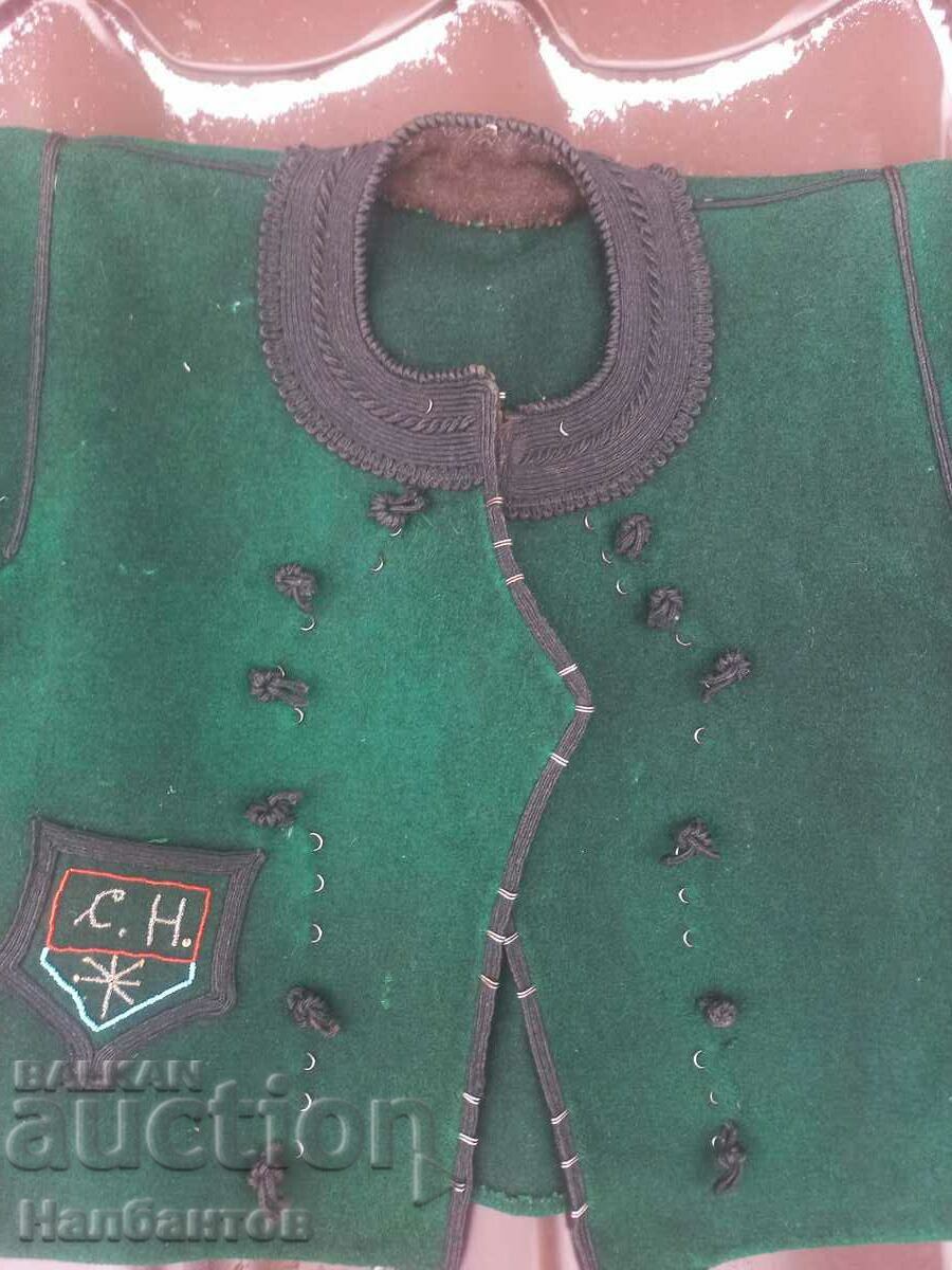 Auction OLD MALE ANTERIA WEAR Auction OLD MALE ANTERIA WEAR