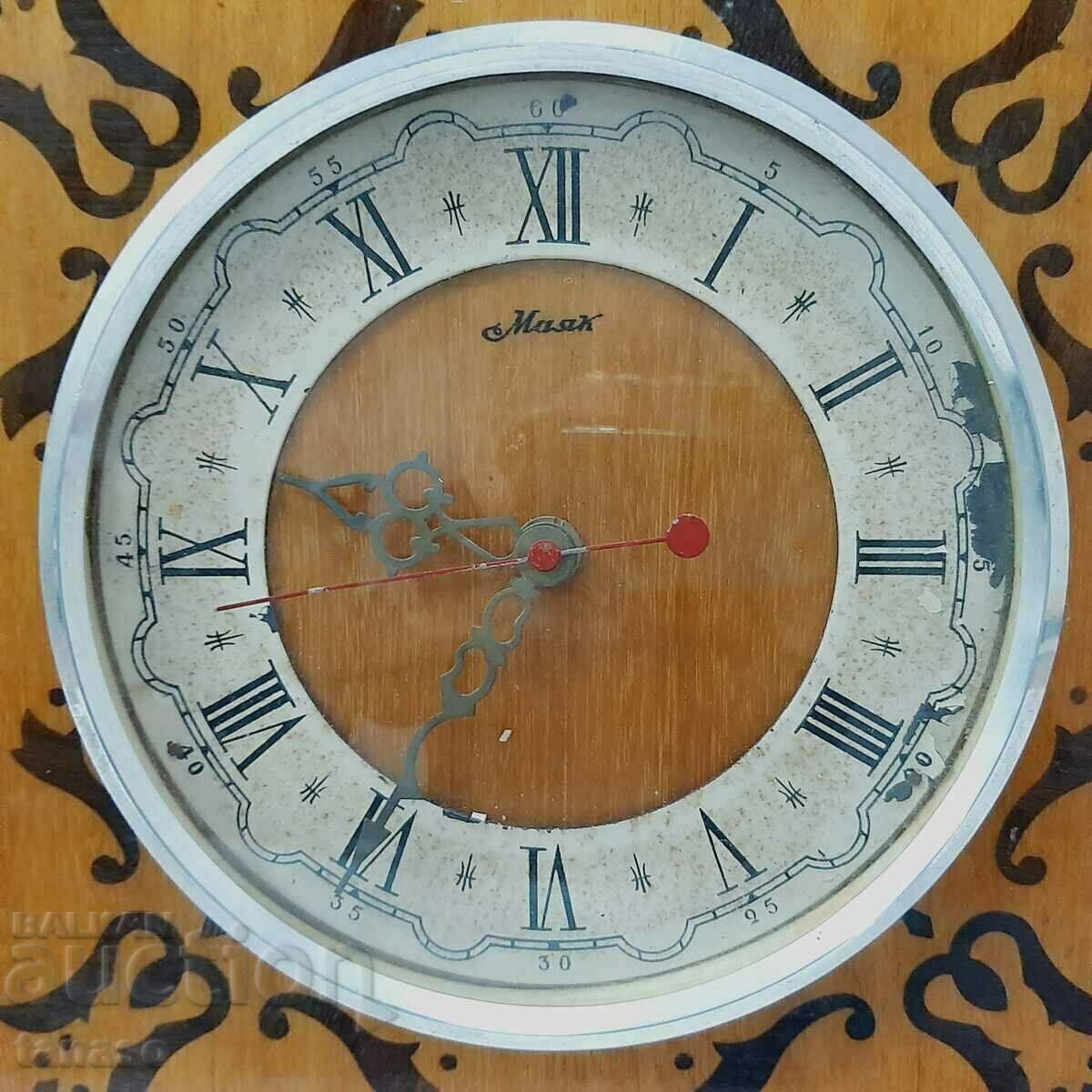 Soviet electromechanical wall clock Beacon(13.5) with price 25.00 BGN | € 12.78 Soviet electromechanical wall clock Beacon(13.5) with price 25.00 BGN | € 12.78