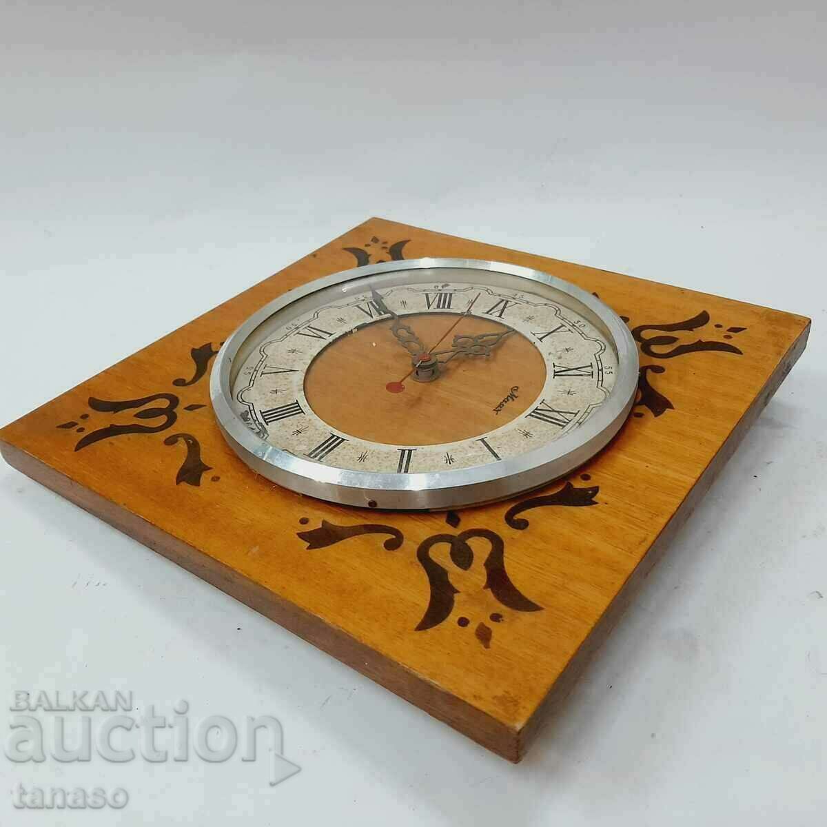 Soviet electromechanical wall clock Beacon(13.5) - 5 Soviet electromechanical wall clock Beacon(13.5) - 5