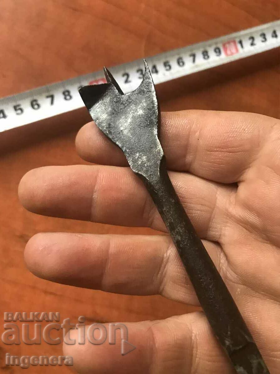 DRILL DRILL OLD GERMAN TOOL FORGED DRILL-F 26 MM with price 19.00 BGN | € 9.71