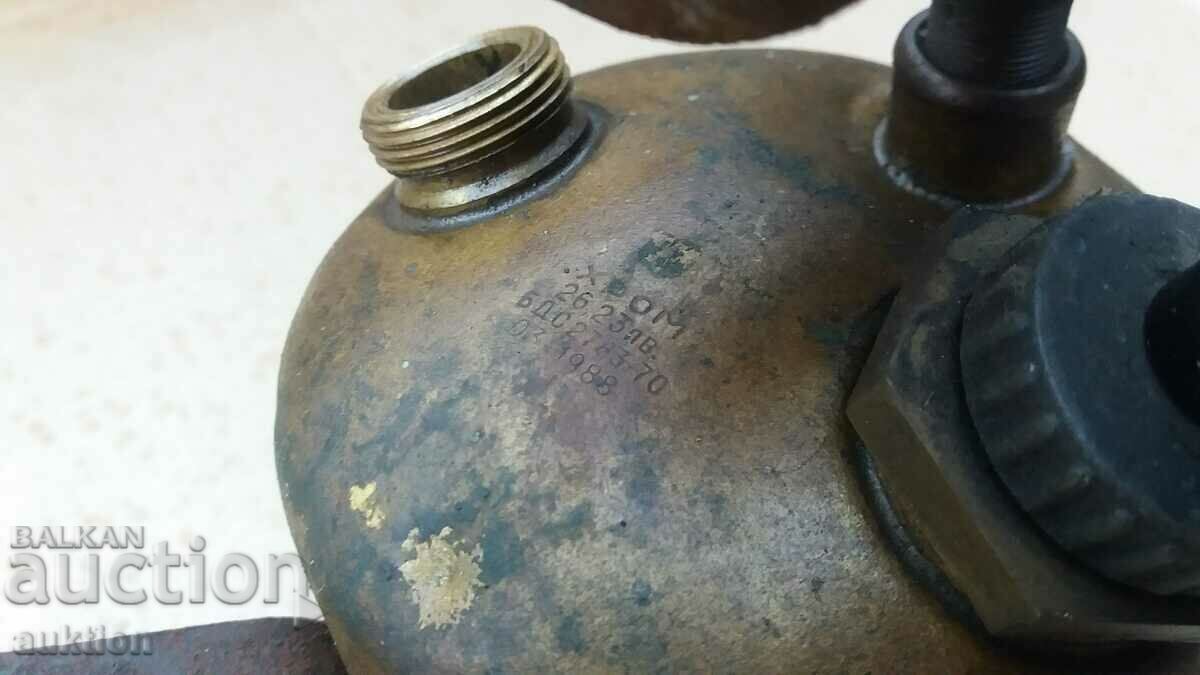 Delivery of PETROL BURNER, LAMP - WASHER Delivery of PETROL BURNER, LAMP - WASHER