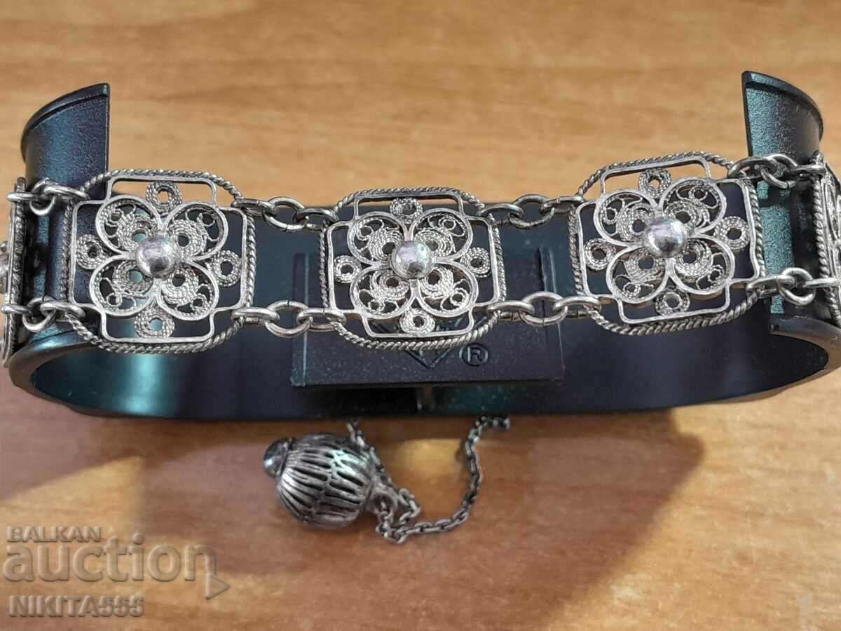 Παλιό ασημί φιλιγκράν χειροποίητο βραχιόλι 19c. με τιμή 150.00 BGN | € 76.69