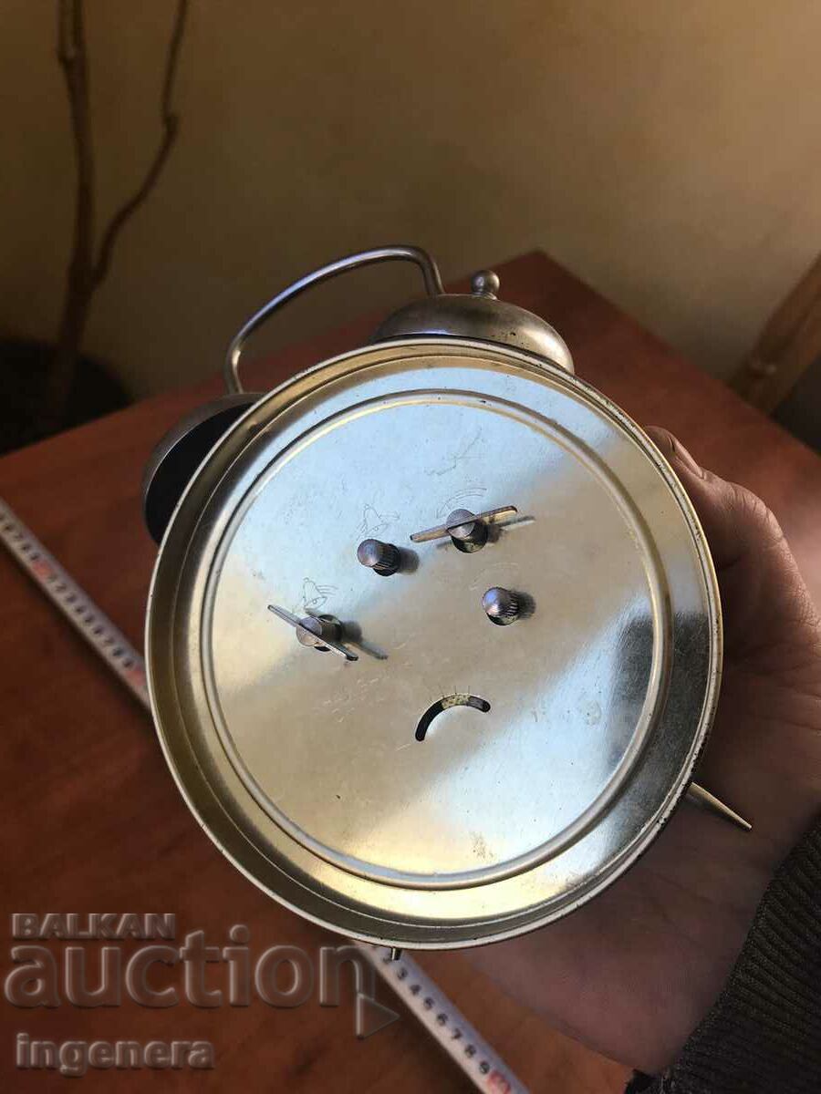 Delivery of CLOCK DESK ALARM CLOCK MECHANICAL NOT WORKING Delivery of CLOCK DESK ALARM CLOCK MECHANICAL NOT WORKING