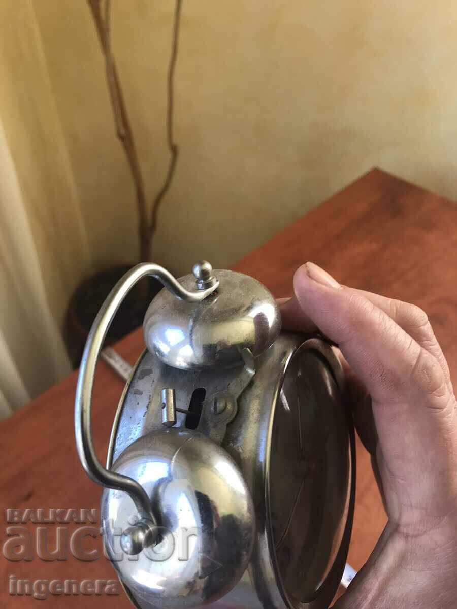 CLOCK DESK ALARM CLOCK MECHANICAL NOT WORKING - 6 CLOCK DESK ALARM CLOCK MECHANICAL NOT WORKING - 6