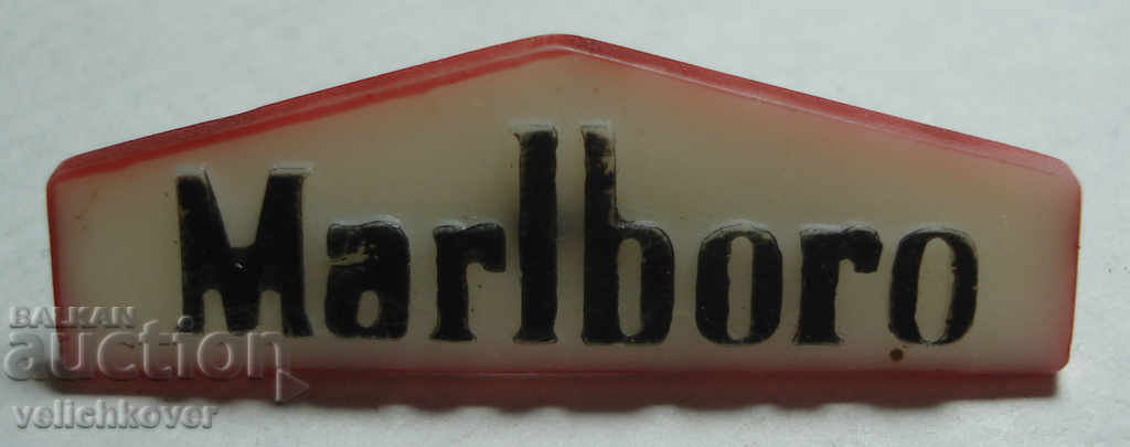 23714 USA sign brand Marlboro cigarettes