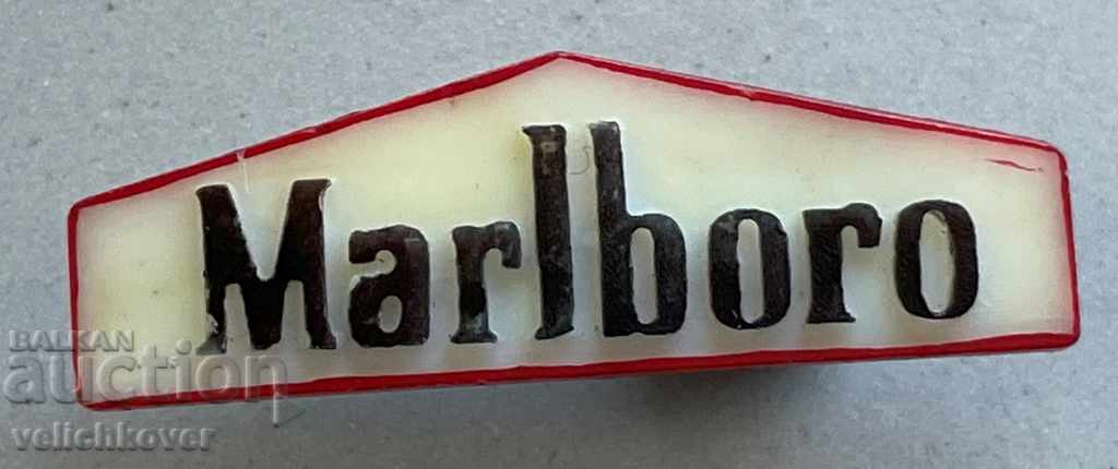 30640 USA sign brand cigarette Marlboro