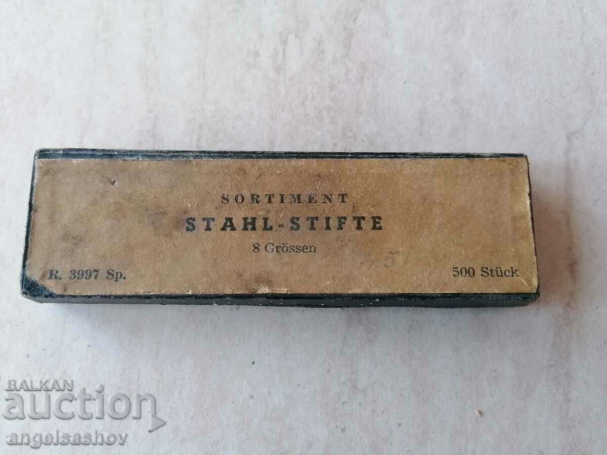 Cutie cu piese de ceas