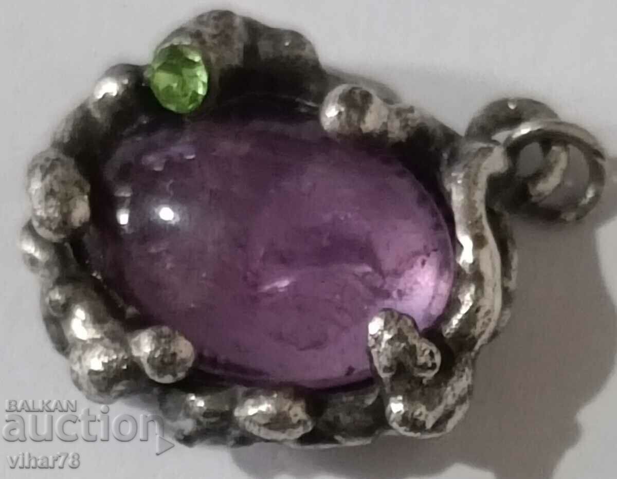 Auction Silver pendant Auction Silver pendant