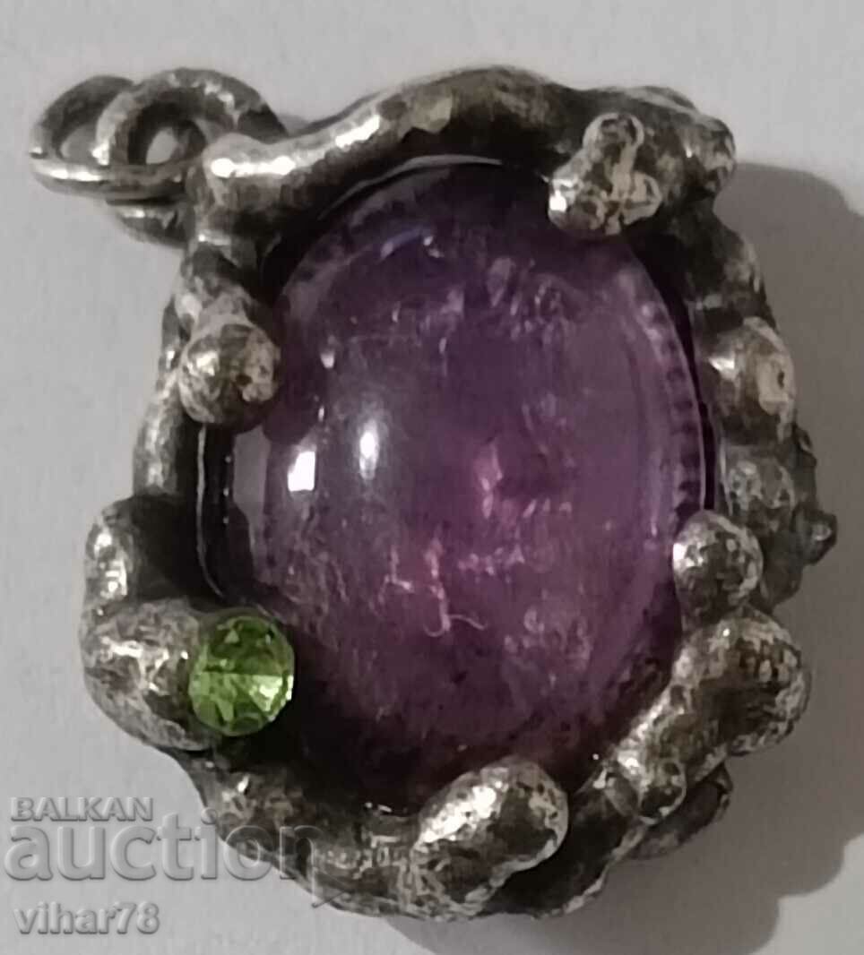 Ασημένιο μενταγιόν