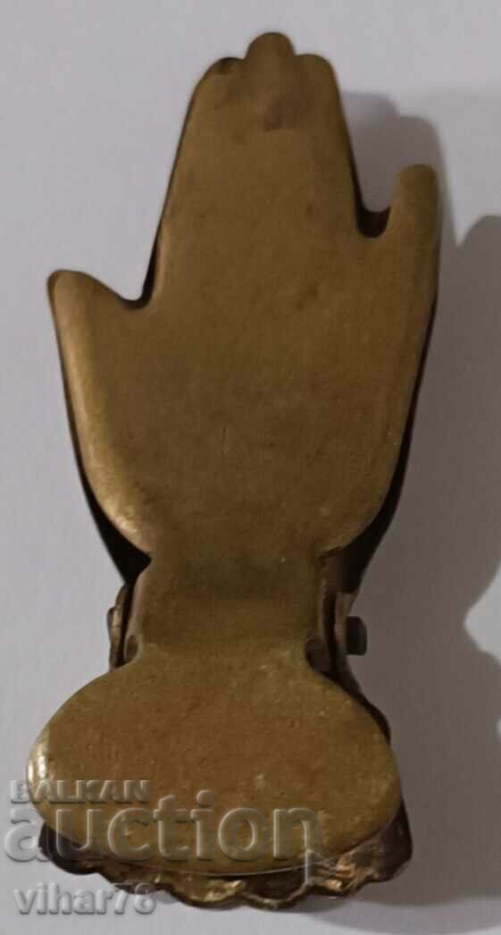 An old paper clip - 5