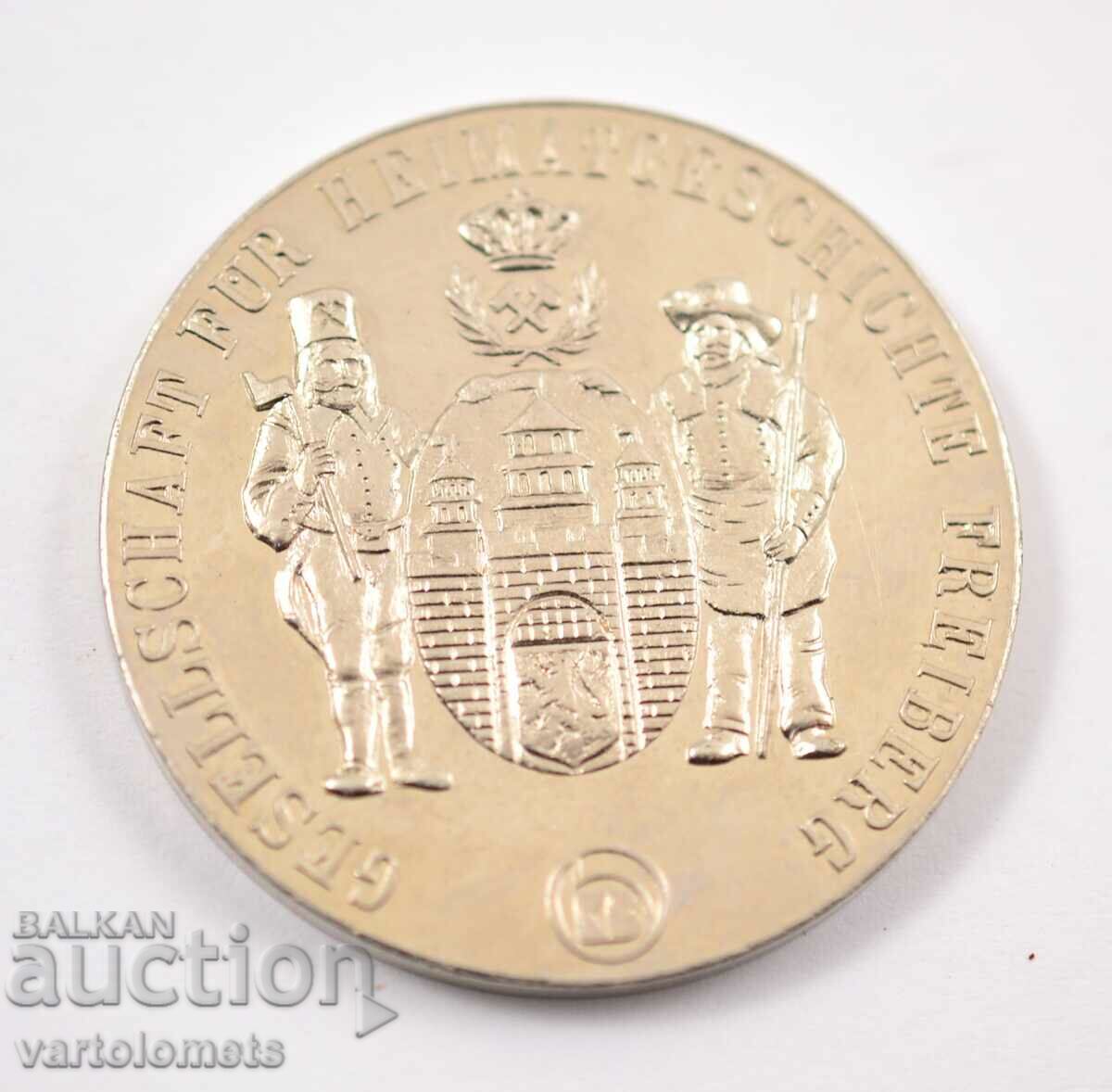 Aufzug der Berg- und Hüttenparade Freiberg 1986 - DDR plaque with price 10.00 BGN | € 5.11 Aufzug der Berg- und Hüttenparade Freiberg 1986 - DDR plaque with price 10.00 BGN | € 5.11