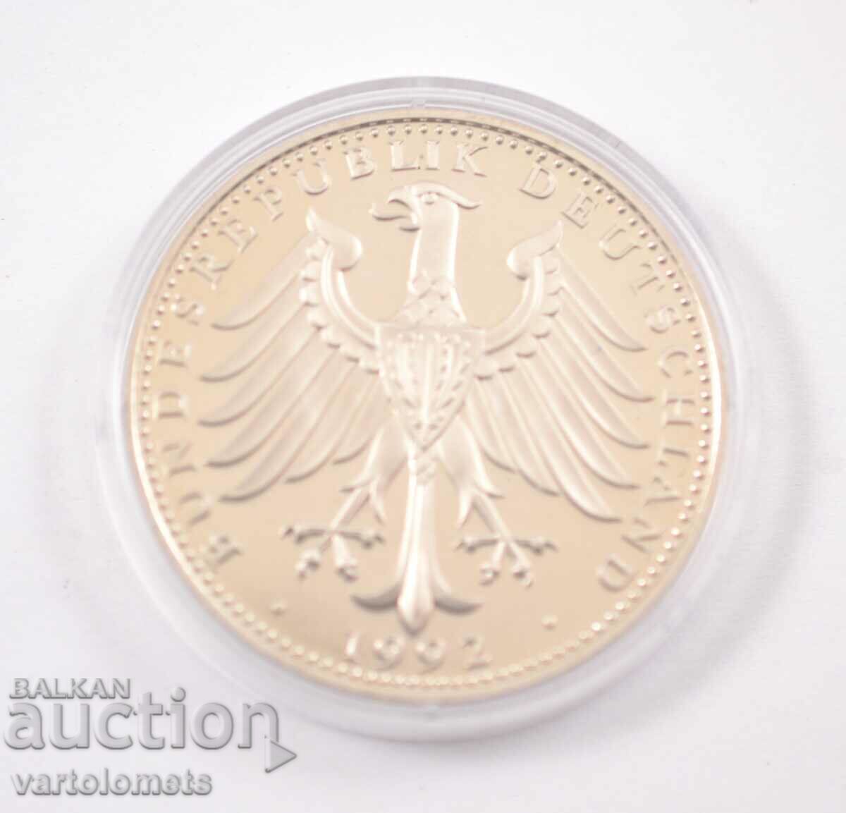 German Chancellor Konrad Adenauer Medal 25 years since death 1992 with price 10.00 BGN | € 5.11 German Chancellor Konrad Adenauer Medal 25 years since death 1992 with price 10.00 BGN | € 5.11