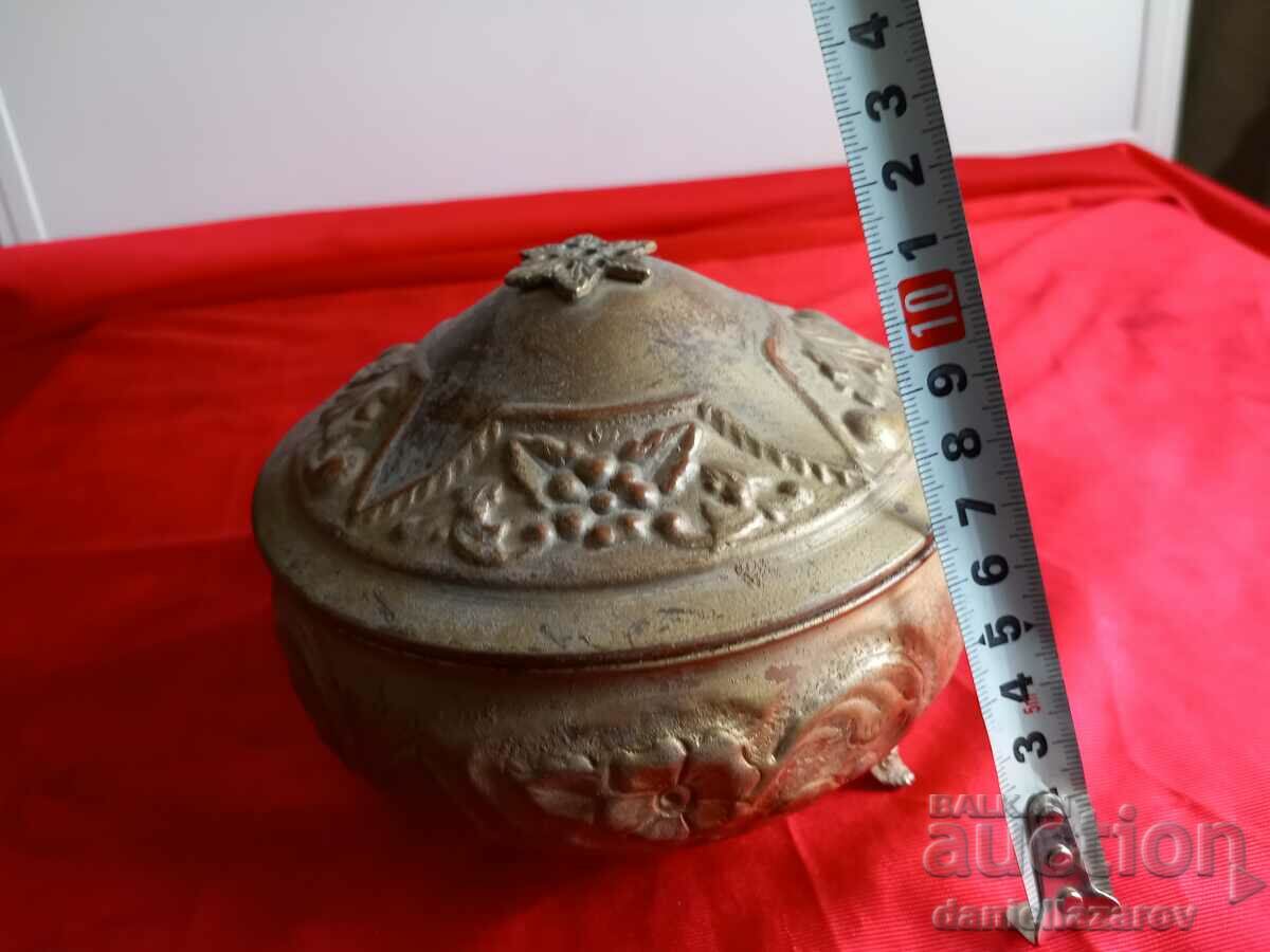 Old Renaissance Hand Forged Jewelry Box - 6 Old Renaissance Hand Forged Jewelry Box - 6