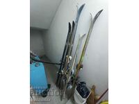 Lot of 6 pairs of skis