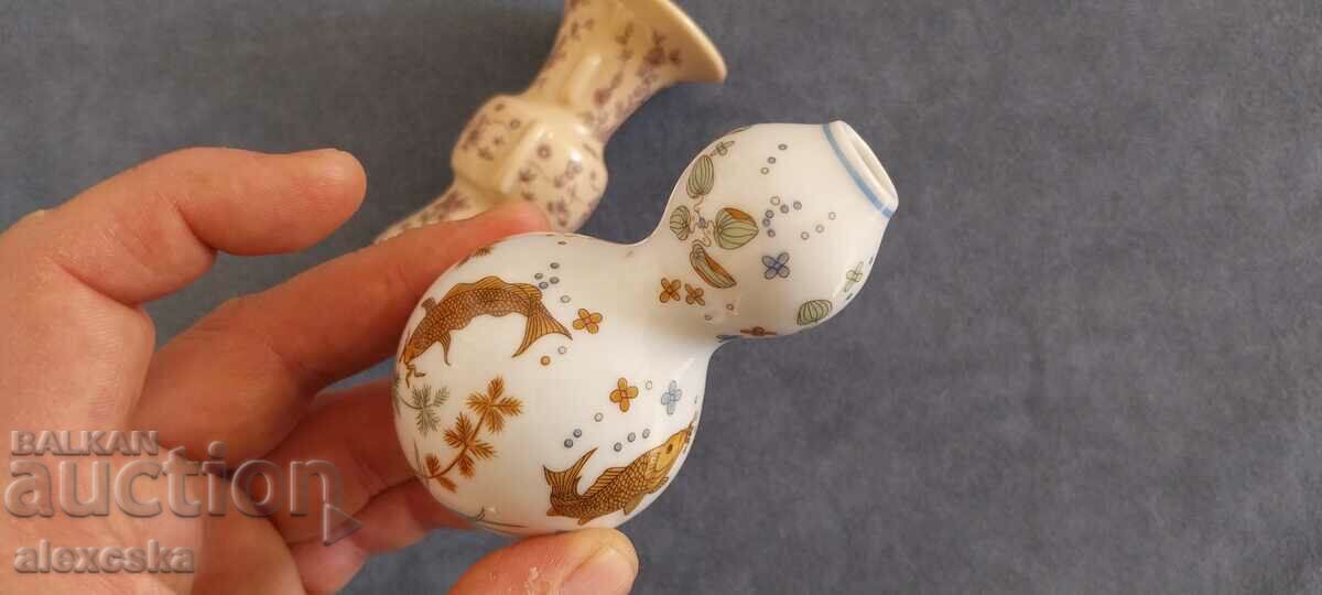 Porcelain vases - Japan - 5 Porcelain vases - Japan - 5