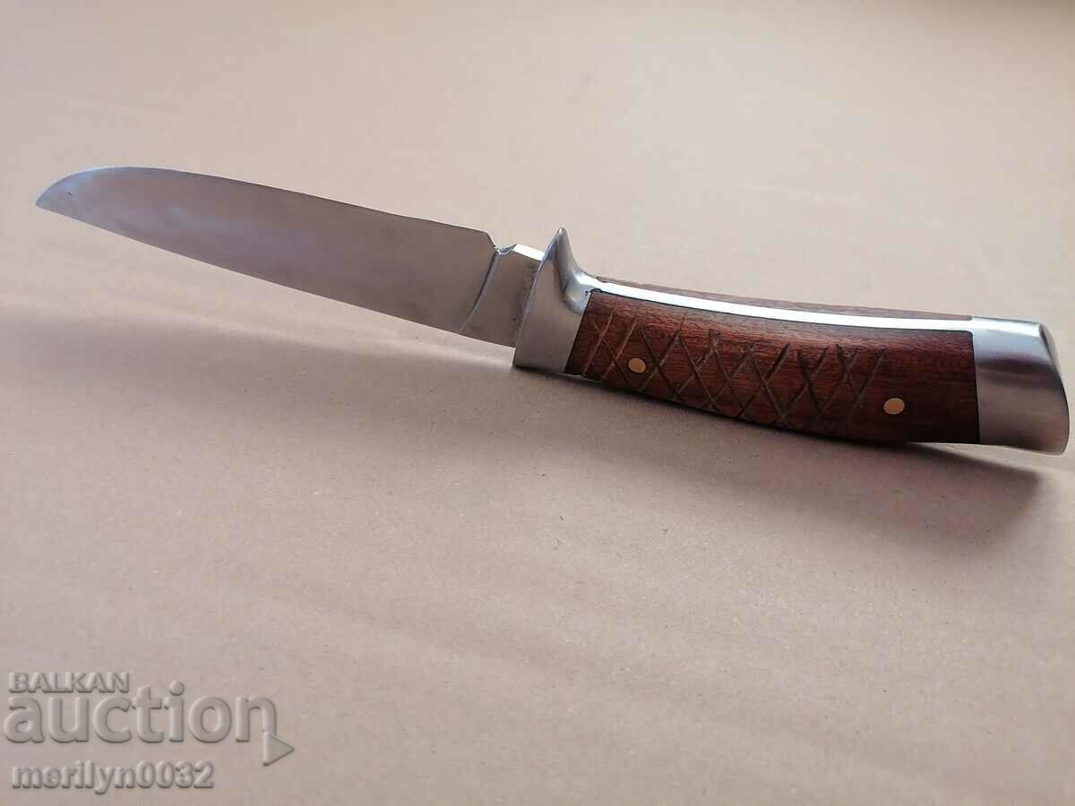 Δημοπρασία Κυνηγετικό μαχαίρι με λαβή Δημοπρασία Κυνηγετικό μαχαίρι με λαβή