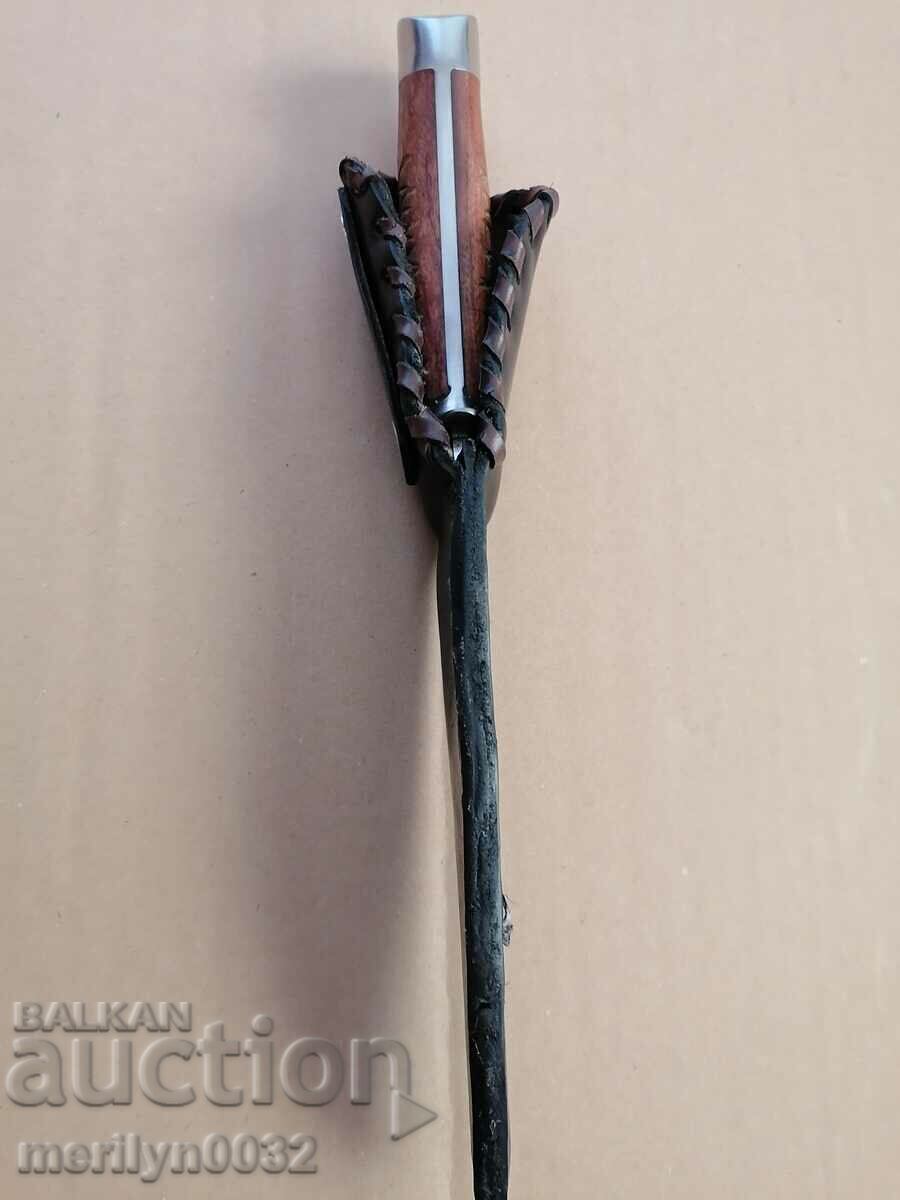 Παράδοση Κυνηγετικό μαχαίρι με λαβή Παράδοση Κυνηγετικό μαχαίρι με λαβή