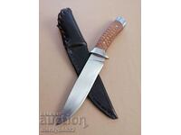 Hunting knife with handle