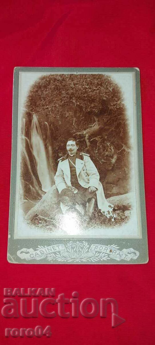 BERKOVICTA - OFFICER - CARDBOARD - 7 BERKOVICTA - OFFICER - CARDBOARD - 7