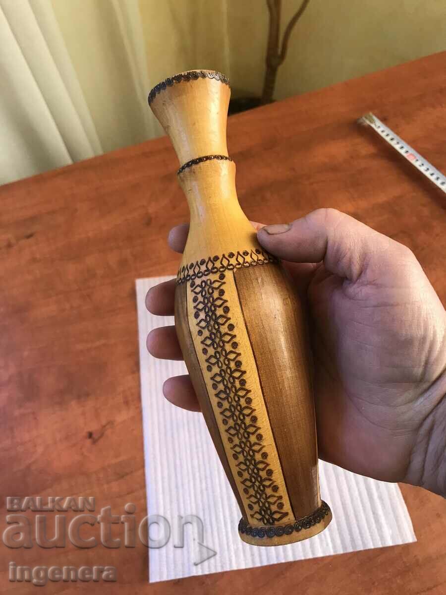 Delivery of VASE VASE WOOD PYROGRAPH CARVING Delivery of VASE VASE WOOD PYROGRAPH CARVING