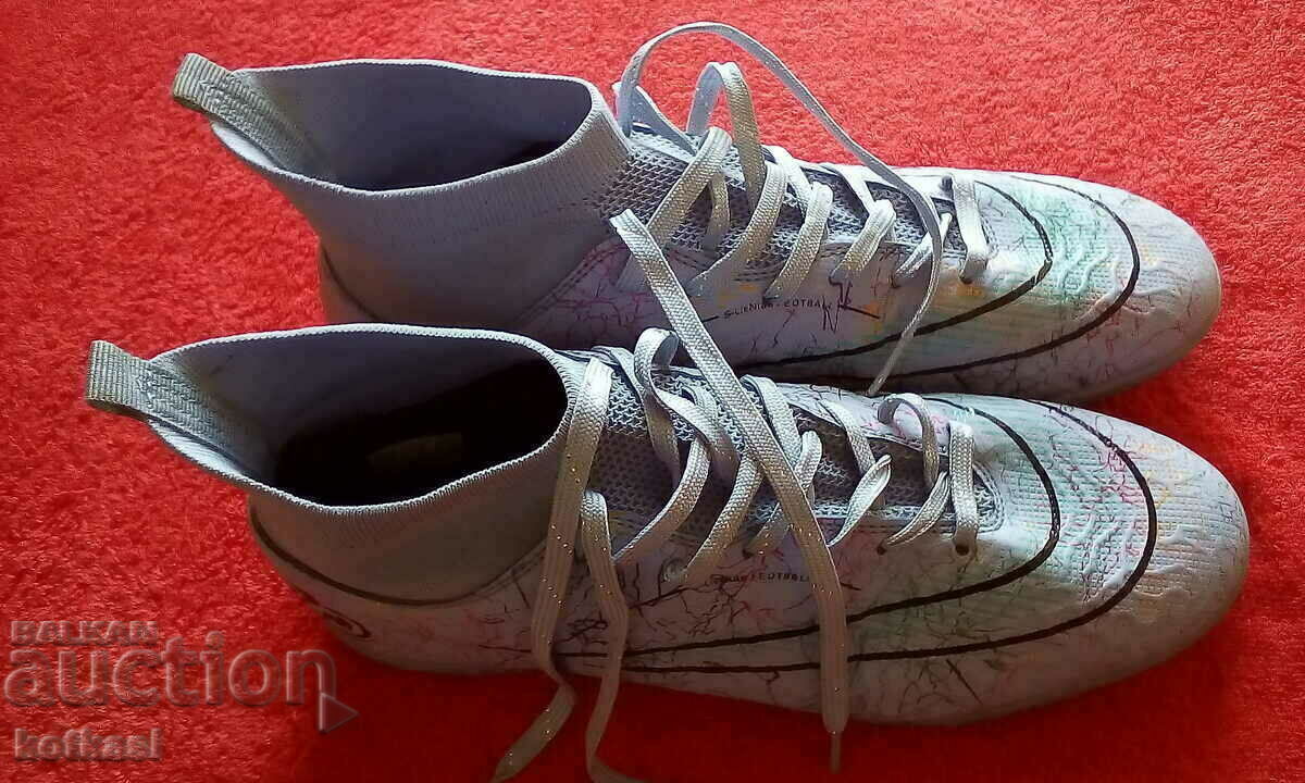 Sports shoes sneakers Sports shoes sneakers