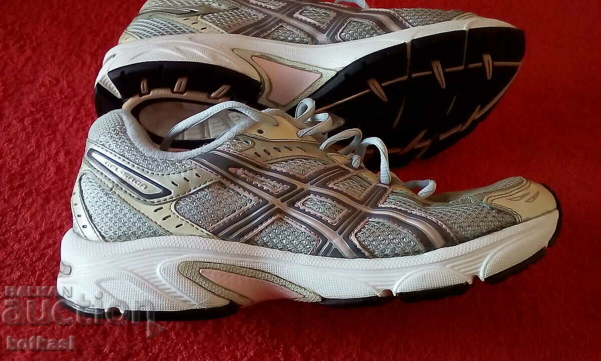 Women's sports branded sneakers - 5 Women's sports branded sneakers - 5