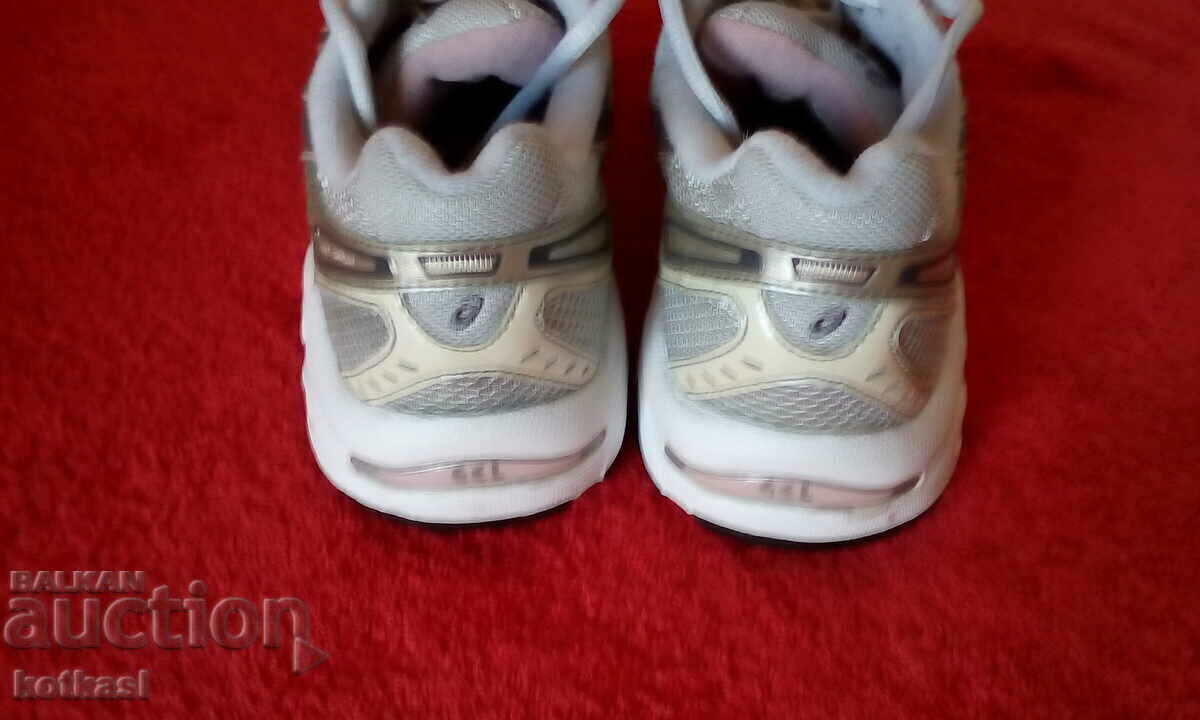 Women's sports branded sneakers - 6 Women's sports branded sneakers - 6