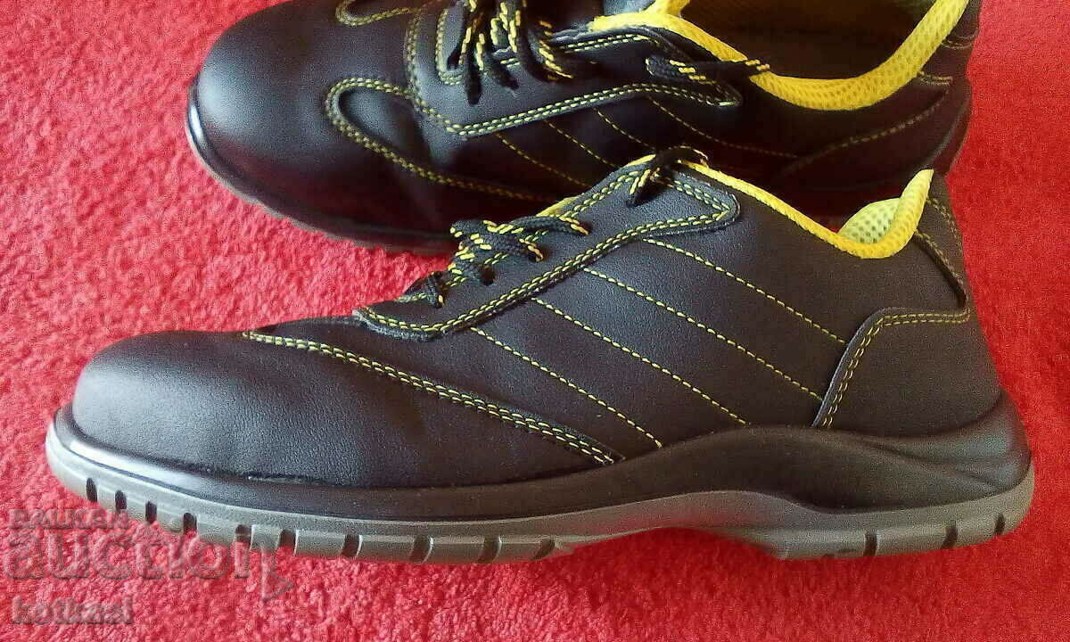 Bombe work shoes - 5 Bombe work shoes - 5