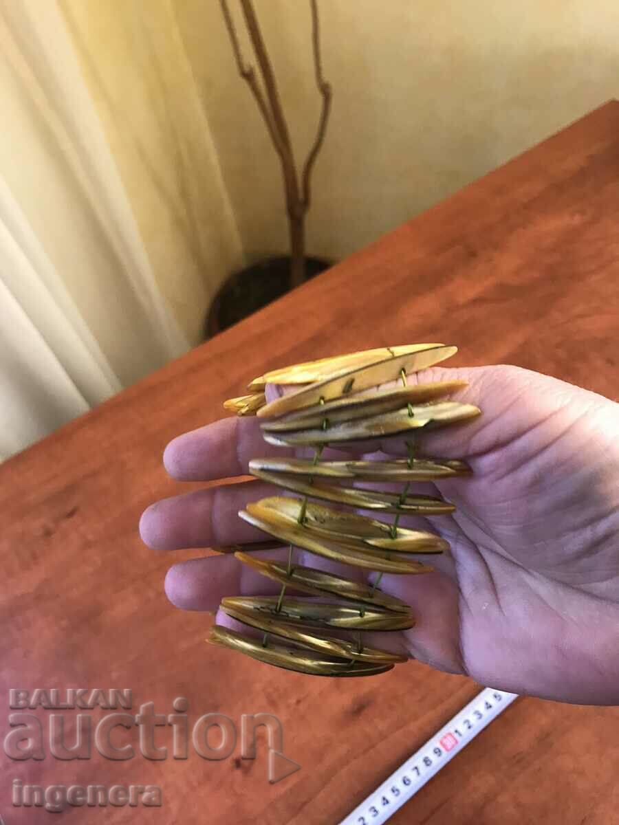 Delivery of MOTHER OF PEARL BRACELET PEARL PIECES ANTIQUE Delivery of MOTHER OF PEARL BRACELET PEARL PIECES ANTIQUE