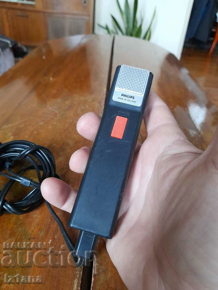 Microfon PHILIPS vechi cu preț 25.00 BGN | € 12.78