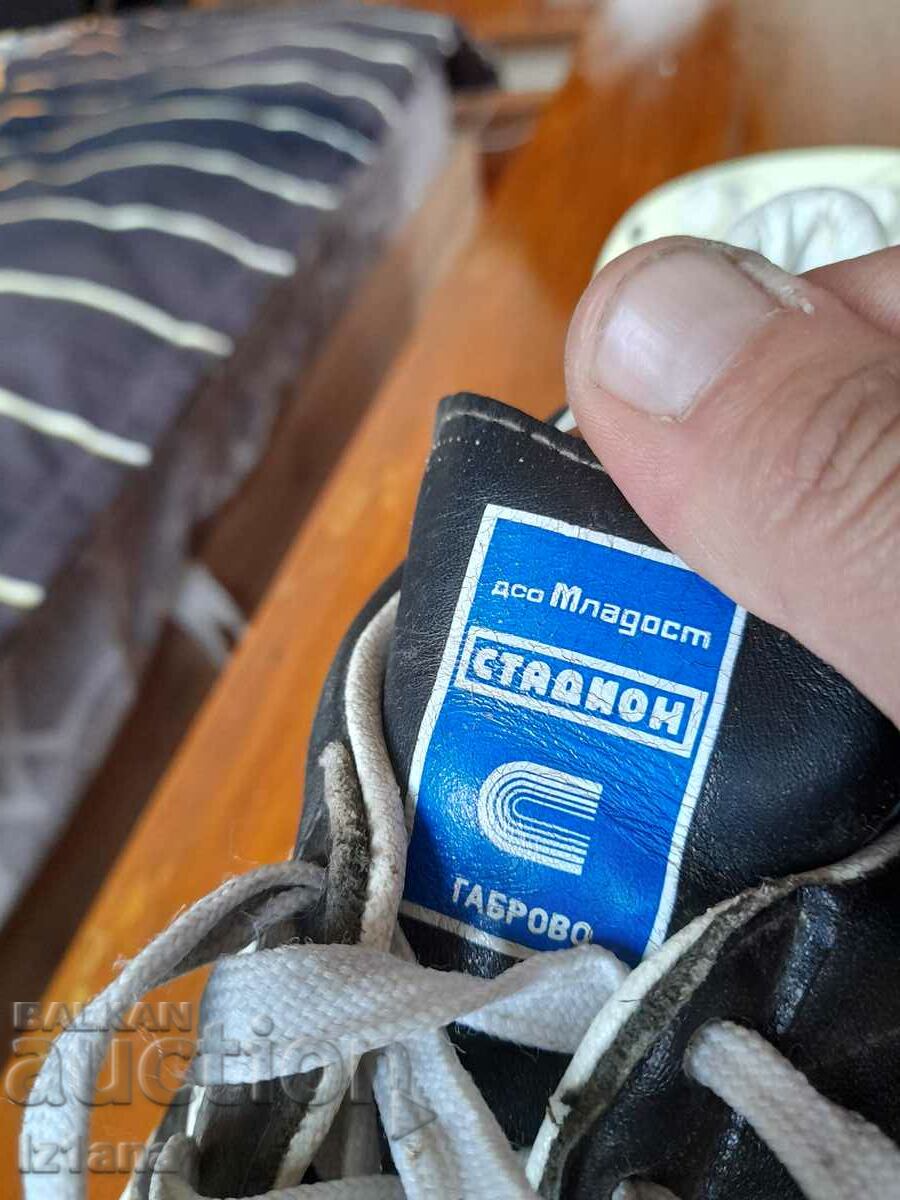 Old football boots, Gabrovo Stadium boots - 6