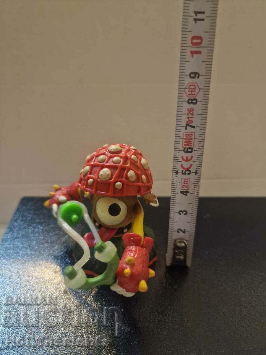 SkyLanders figure - 6 SkyLanders figure - 6