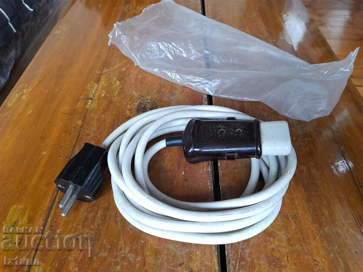 Old power cord, connecting cord, plug with price 20.00 BGN | € 10.23 Old power cord, connecting cord, plug with price 20.00 BGN | € 10.23