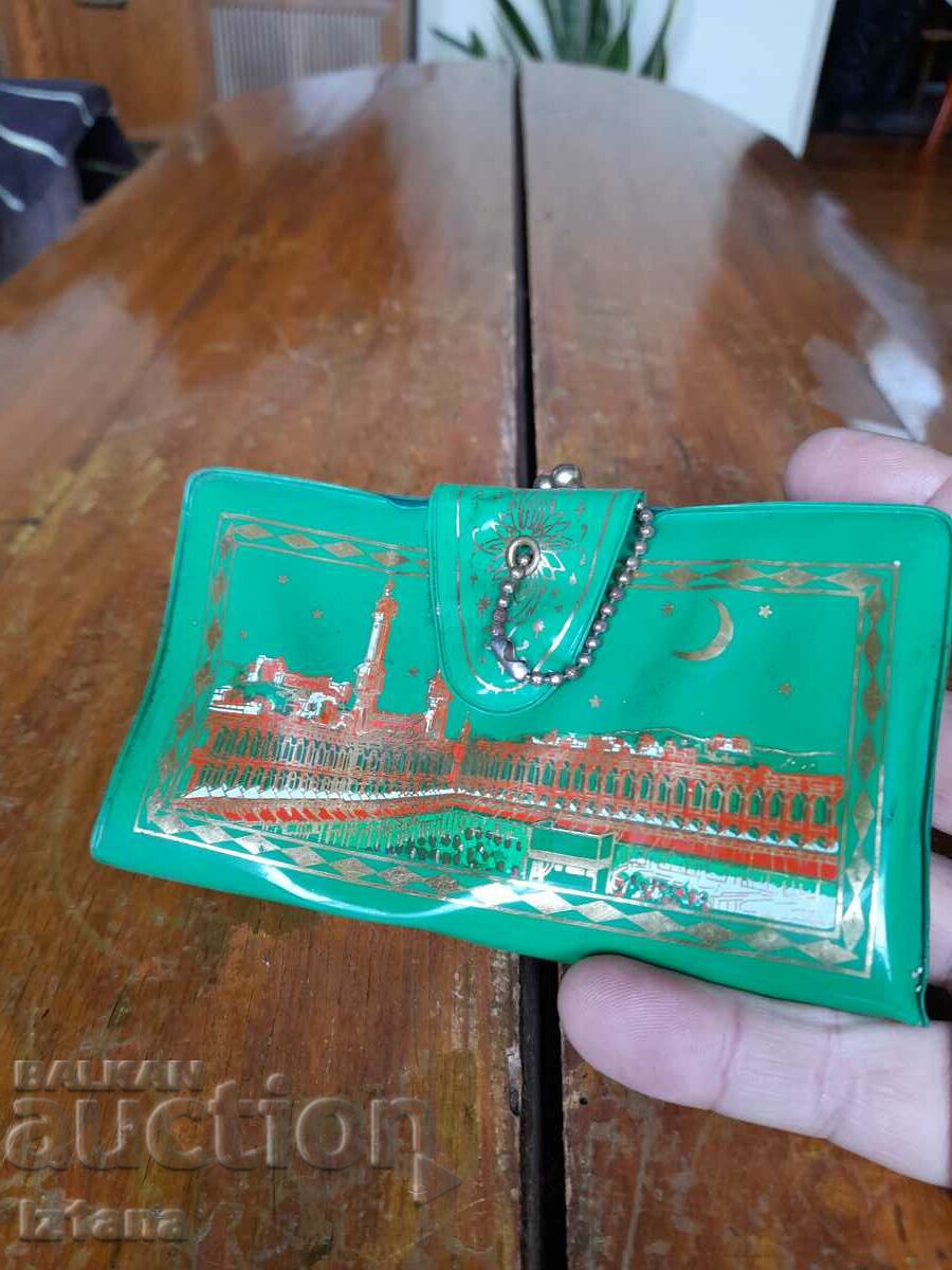 Auction Old lady's purse Auction Old lady's purse