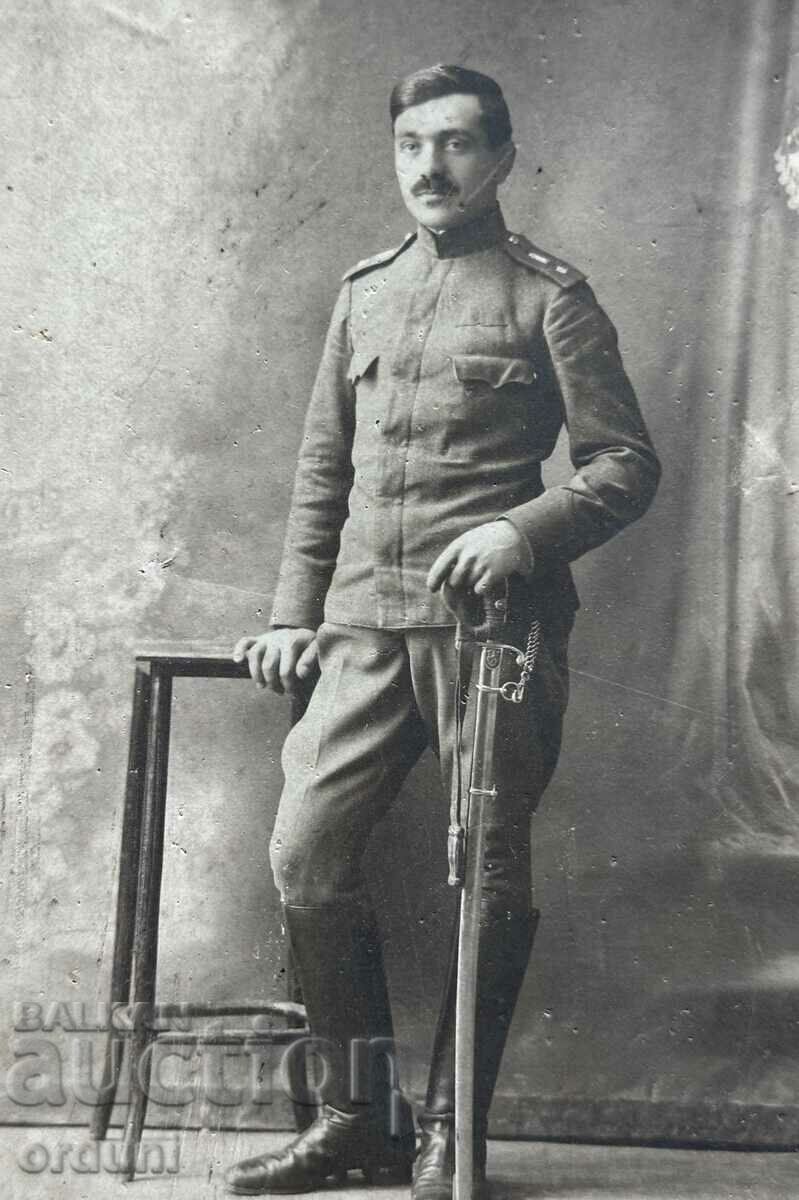 4075 Kingdom of Bulgaria officer lieutenant 1st Sofia regiment PSV with price 15.00 BGN | € 7.67 4075 Kingdom of Bulgaria officer lieutenant 1st Sofia regiment PSV with price 15.00 BGN | € 7.67