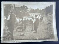 4077 Царство България група селяни строеж път около 1912г.