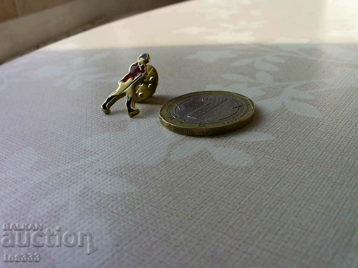 Σήμα καρφίτσας Johnny Locker με τιμή € 1.02 | 1.99 BGN Σήμα καρφίτσας Johnny Locker με τιμή € 1.02 | 1.99 BGN