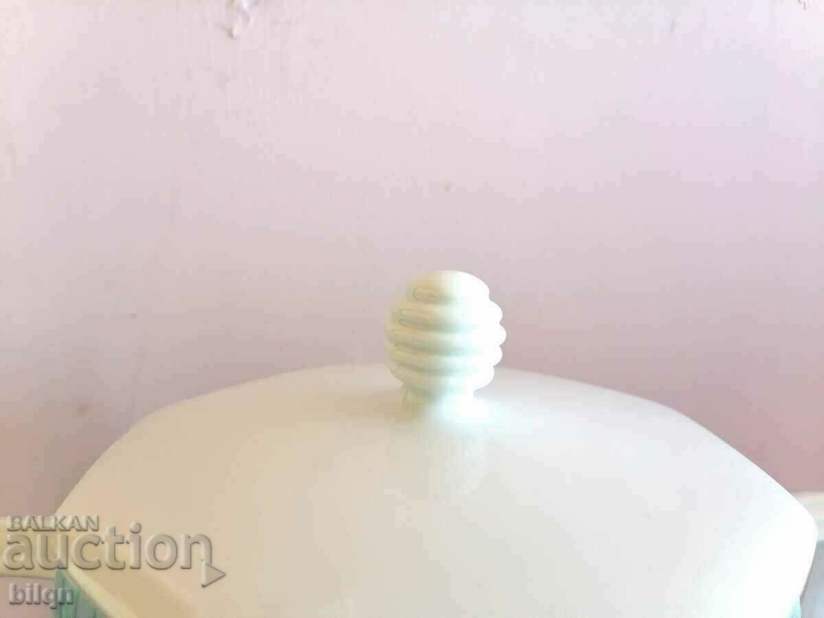 Auction Beautiful Large Porcelain Old German Dish Auction Beautiful Large Porcelain Old German Dish