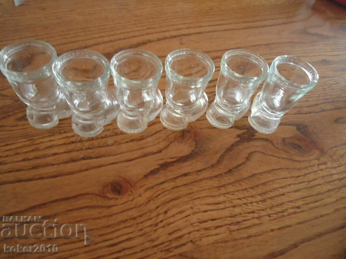 Δημοπρασία Παλιά γερμανικά ποτήρια-μποτάκια απεριτίφ 6 τεμ. Δημοπρασία Παλιά γερμανικά ποτήρια-μποτάκια απεριτίφ 6 τεμ.