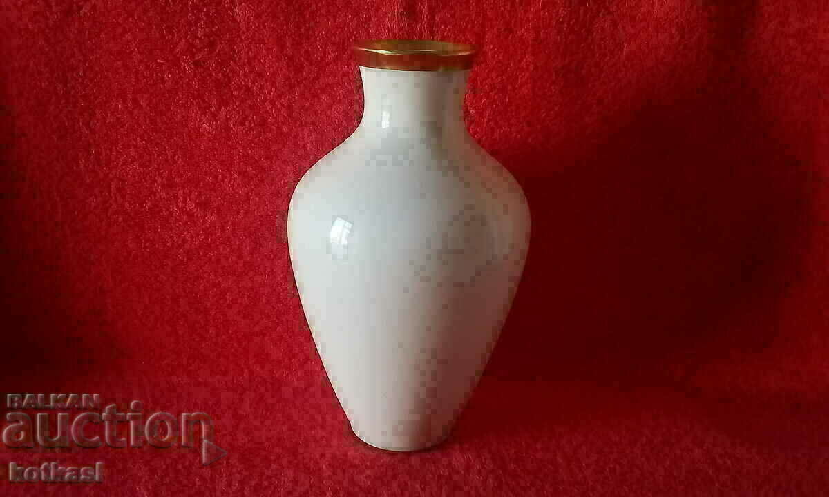 Old porcelain vase alka kunst white gold edges