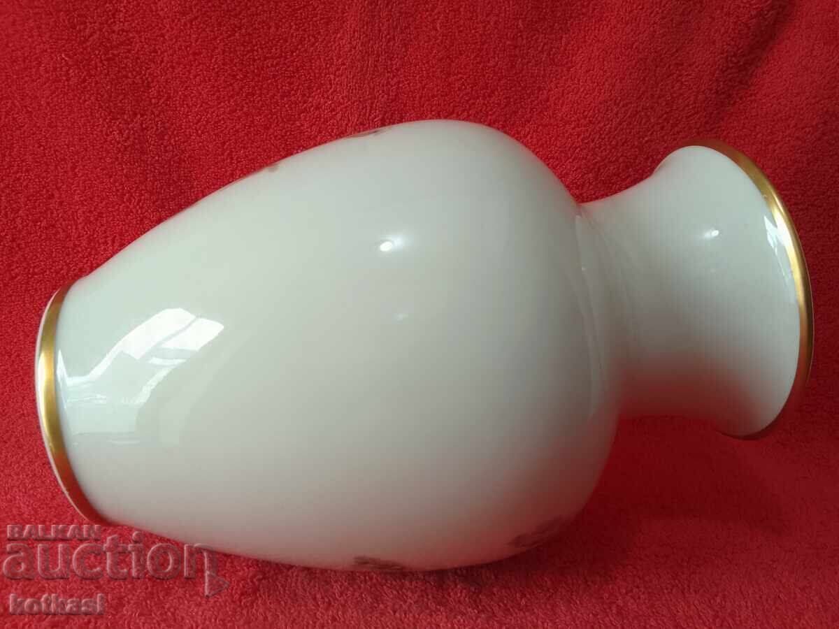 Παράδοση Παλαιό πορσελάνινο βάζο Lindner χρυσές ζάντες Γερμανίας Παράδοση Παλαιό πορσελάνινο βάζο Lindner χρυσές ζάντες Γερμανίας