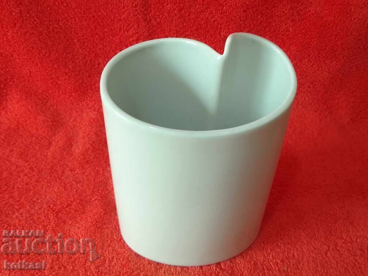 Old white porcelain vase Bareuther Germany - 7 Old white porcelain vase Bareuther Germany - 7