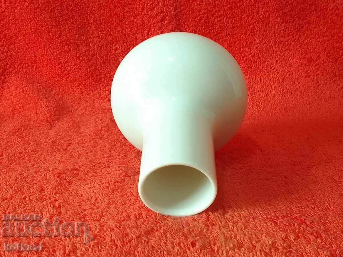 Auction Small old porcelain vase HEINRICH Germany Auction Small old porcelain vase HEINRICH Germany