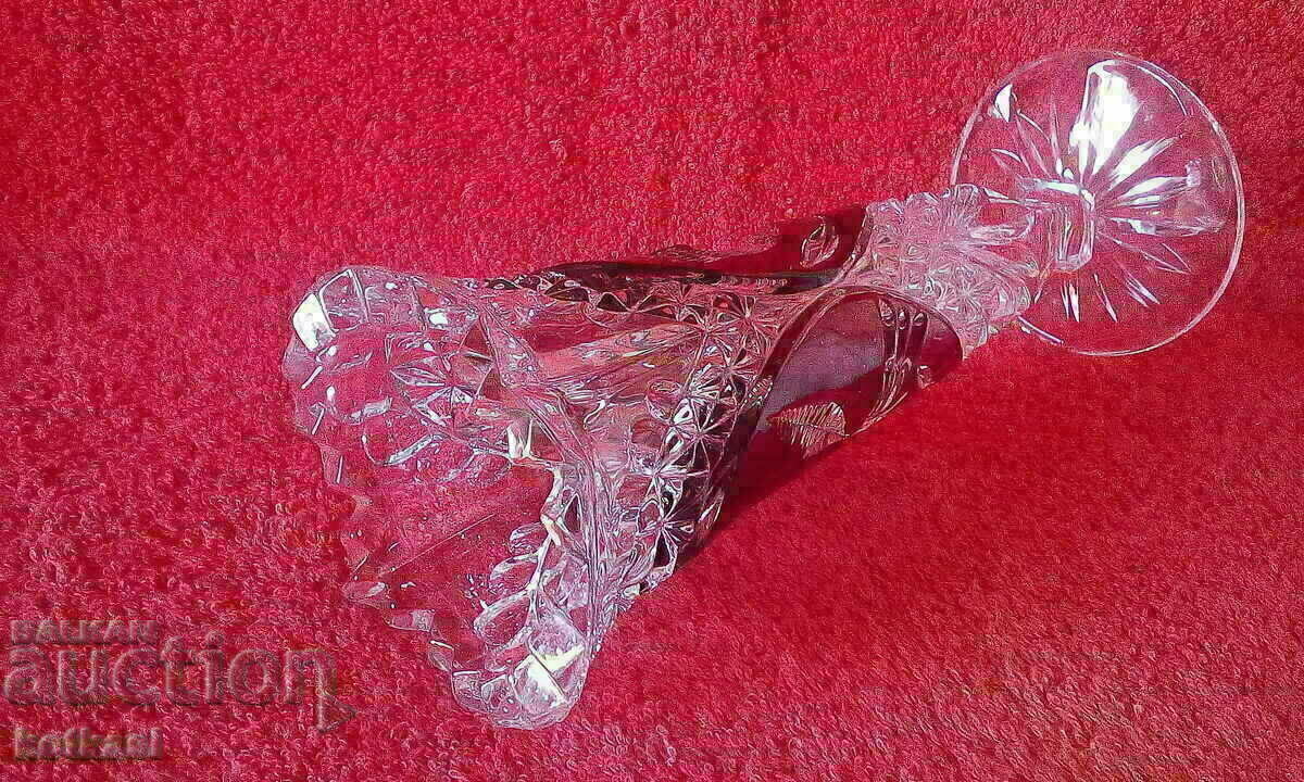 Auction Massive Crystal Vase Germany bird sparrow Auction Massive Crystal Vase Germany bird sparrow