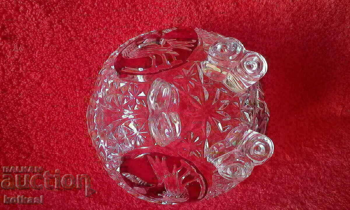 Old crystal massive bowl Germany bird sparrow with price 85.50 BGN | € 43.72 Old crystal massive bowl Germany bird sparrow with price 85.50 BGN | € 43.72